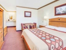 Super 8 by Wyndham Arkadelphia Caddo Valley Area