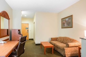 Comfort Suites Batesville