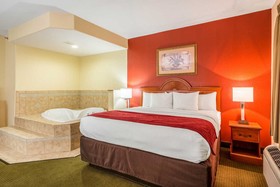 Comfort Suites Batesville