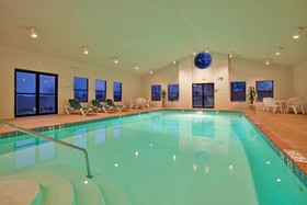 Holiday Inn Express & Suites Batesville