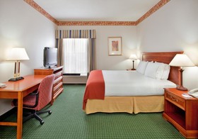 Holiday Inn Express & Suites Batesville