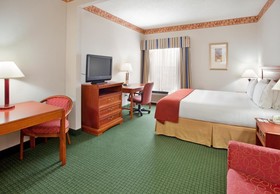 Holiday Inn Express & Suites Batesville