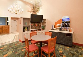Holiday Inn Express & Suites Batesville
