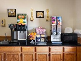 Super 8 by Wyndham Batesville