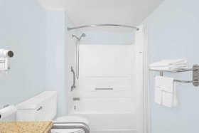 Eagle Suites Benton - I30