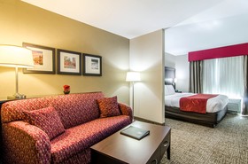 Comfort Suites Bentonville