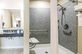 Comfort Suites Bentonville