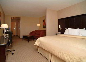 Comfort Suites Bentonville