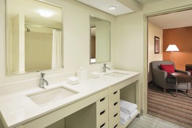 Four Points By Sheraton Bentonville