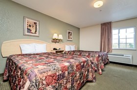 HomeTowne Studios & Suites Bentonville