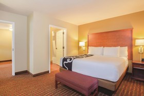La Quinta Inn & Suites by Wyndham Bentonville
