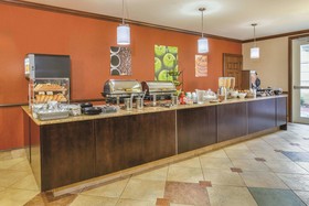 La Quinta Inn & Suites by Wyndham Bentonville
