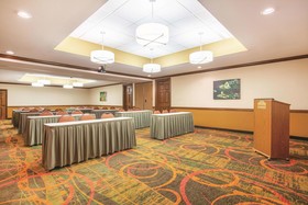 La Quinta Inn & Suites by Wyndham Bentonville