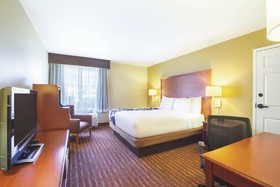 La Quinta Inn & Suites by Wyndham Bentonville