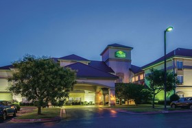 La Quinta Inn & Suites by Wyndham Bentonville