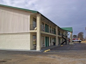 America's Best Inn - Brinkley