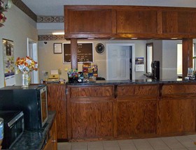 America's Best Inn - Brinkley