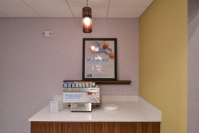 Holiday Inn Express & Suites Bryant - Benton Area