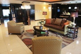 La Quinta Inn & Suites by Wyndham Little Rock - Bryant