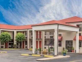 Super 8 by Wyndham Bryant Little Rock Area