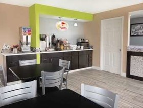 Super 8 by Wyndham Bryant Little Rock Area