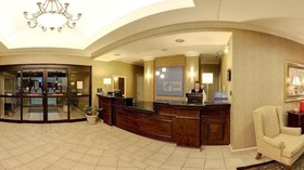 Holiday Inn Express Hotel & Suites Camden