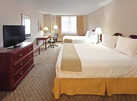 Holiday Inn Express Hotel & Suites Camden
