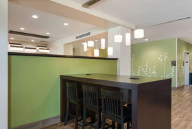 Mainstay Suites
