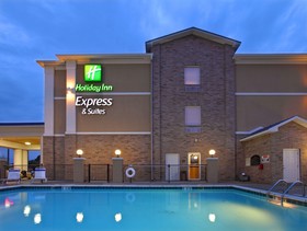 Holiday Inn Express & Suites Clarksville