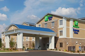 Holiday Inn Express & Suites Clarksville