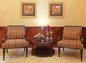 Holiday Inn Express & Suites Clarksville