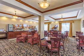 Holiday Inn Express & Suites Clarksville