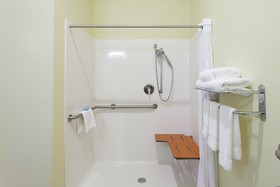 Holiday Inn Express & Suites Clarksville