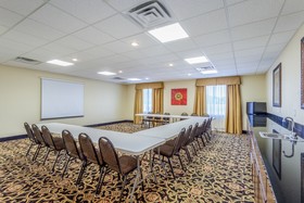 Holiday Inn Express & Suites Clarksville