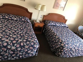 Parkview Motel