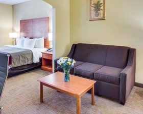 Comfort Inn & Suites El Dorado