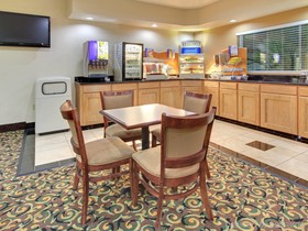 Holiday Inn Express Hotel & Suites El Dorado