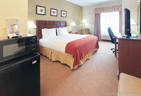 Holiday Inn Express Hotel & Suites El Dorado