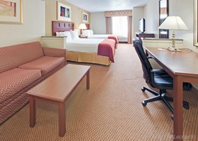 Holiday Inn Express Hotel & Suites El Dorado