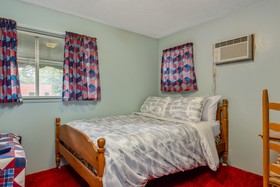 Log Cabin Inn Motel