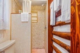 Log Cabin Inn Motel