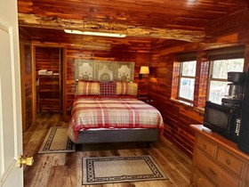 Log Cabin Inn Motel