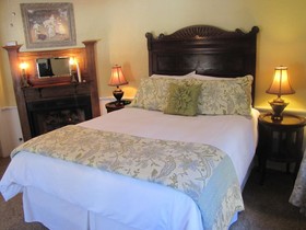 5 Ojo Inn Bed & Breakfast