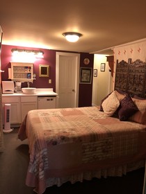 All Seasons Inn