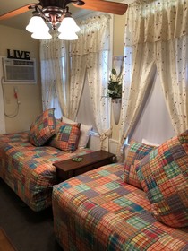 All Seasons Inn