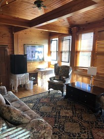 All Seasons Inn