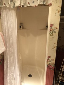 All Seasons Inn
