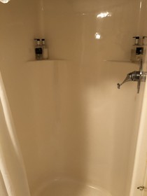 All Seasons Inn
