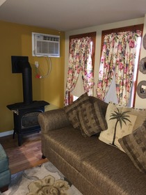 All Seasons Inn