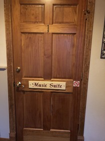 All Seasons Inn